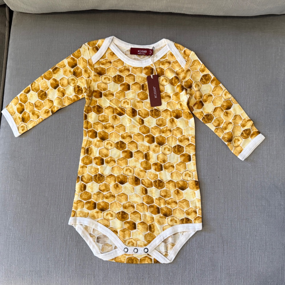 Milkbarn Honeycomb Long Sleeve Bodysuit - Size 6-12 months - NWT